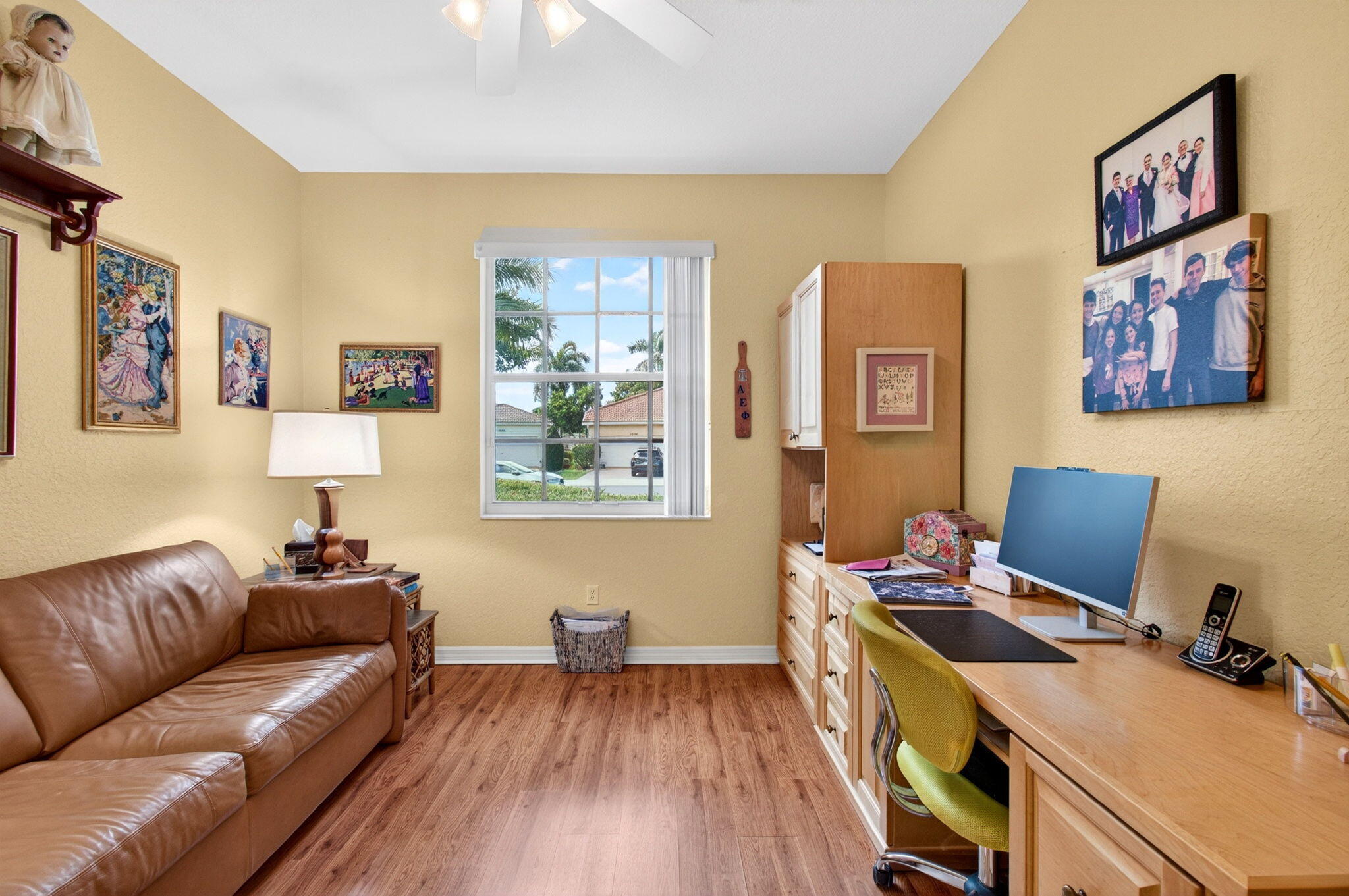 CORAL LAKES - Residential