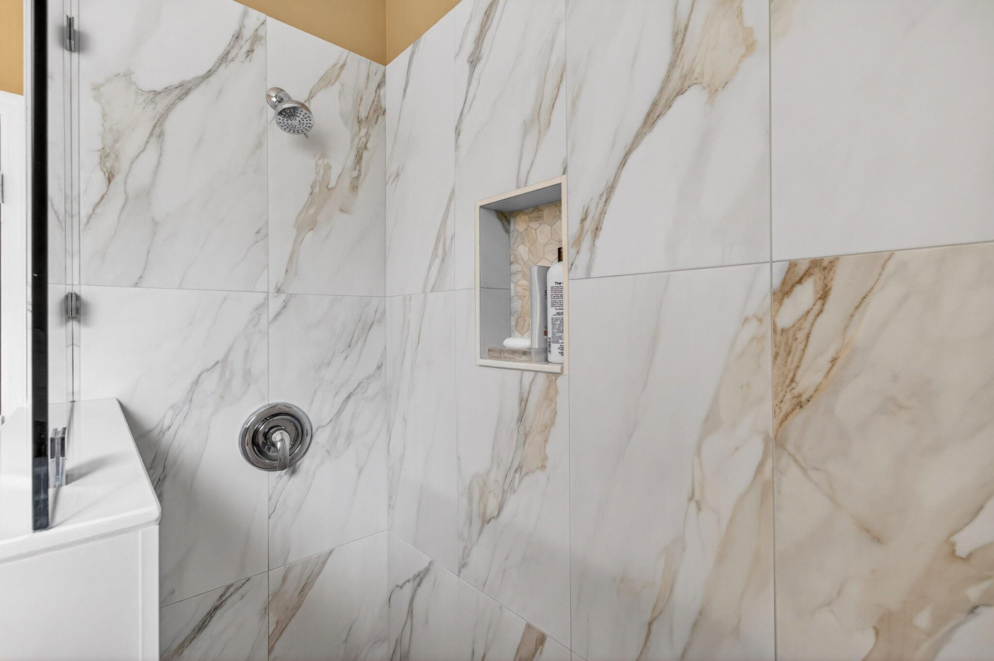 CORAL LAKES - Residential