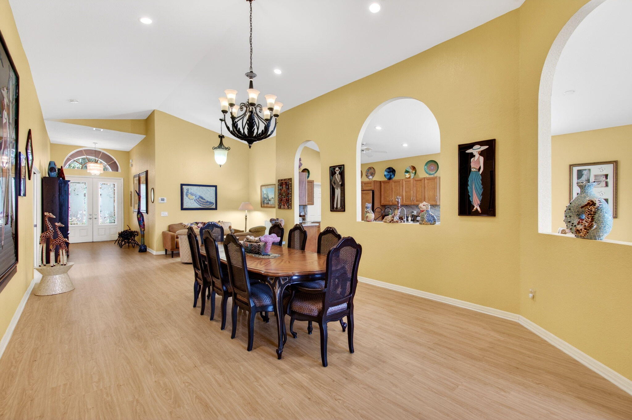 CORAL LAKES - Residential