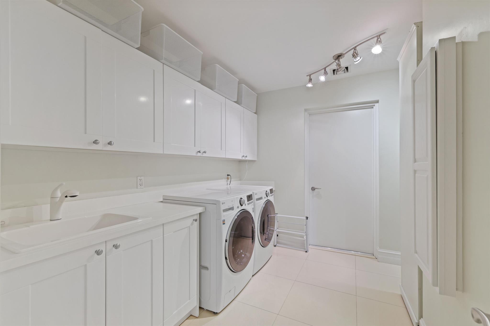 MERIDIAN AT ONE NORTH OCE - Residential