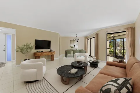 5651 Camino Del Sol Unit 103, Boca Raton, FL MLS: R11071409