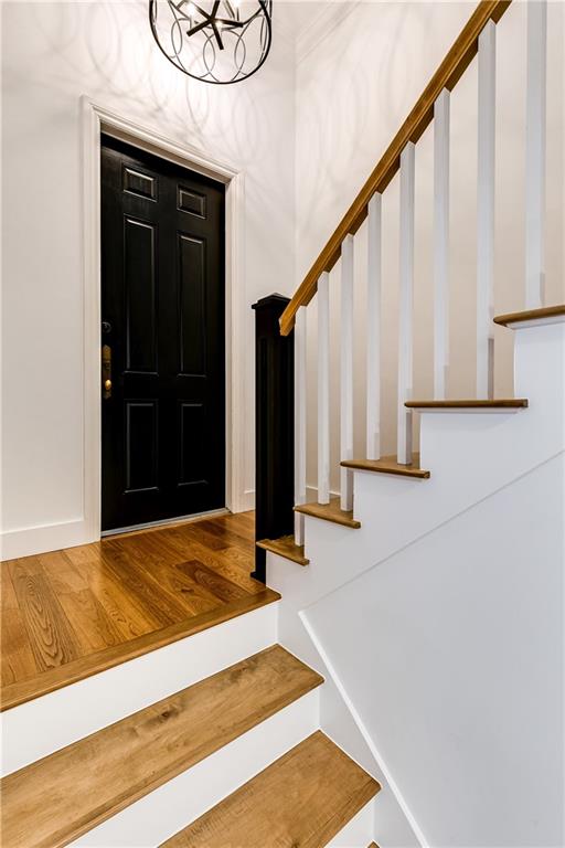 Photo 3 of 52 of 516 S Mallory Cir townhome