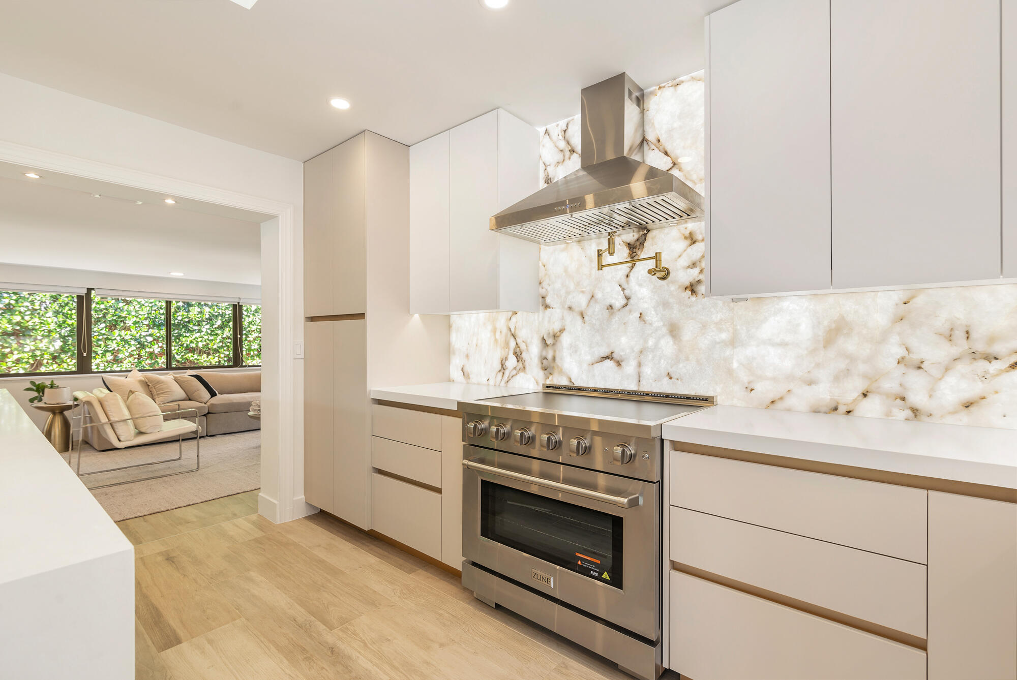 SOUTH LAKE SHORES - Residential