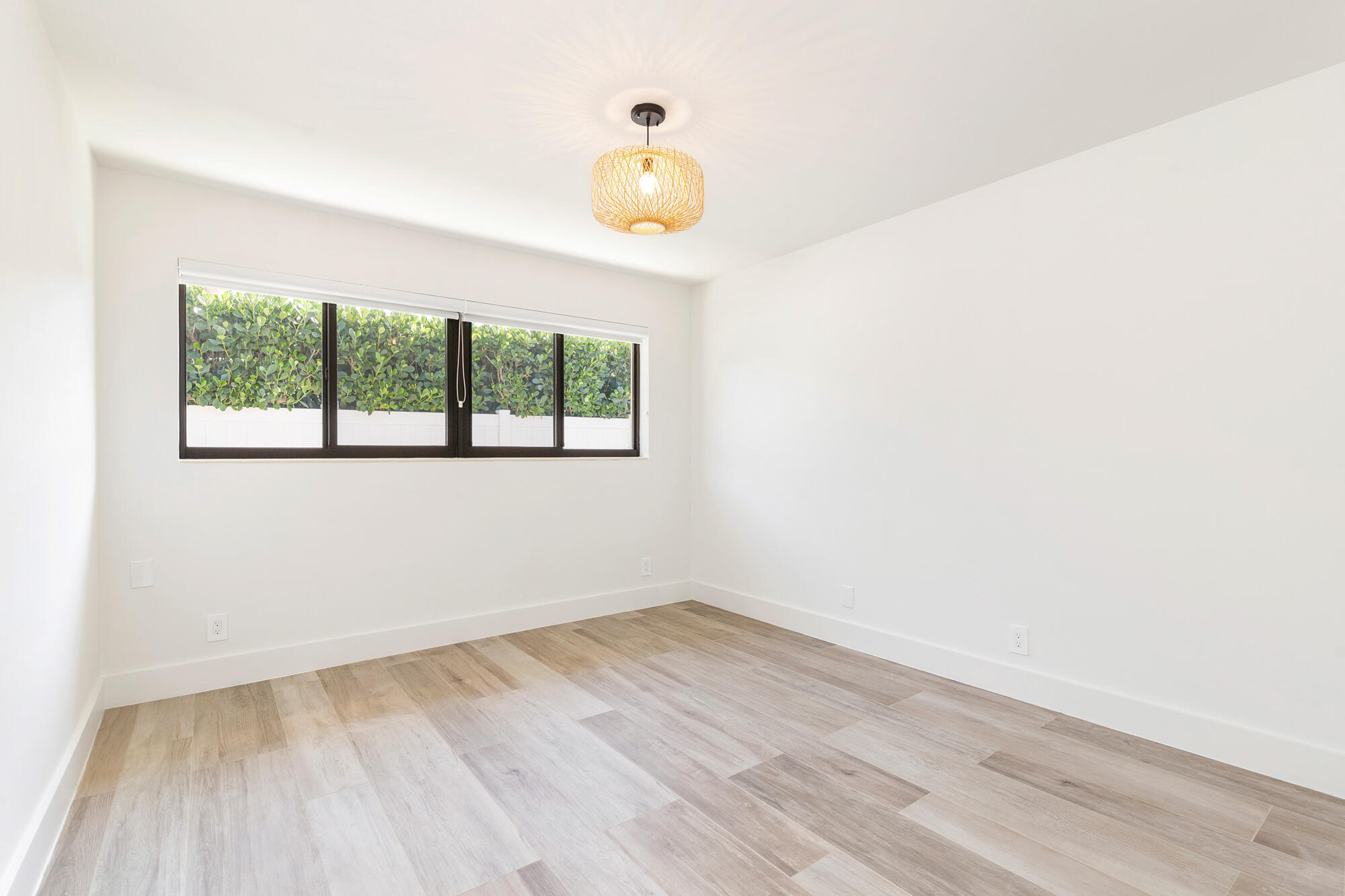 SOUTH LAKE SHORES - Residential