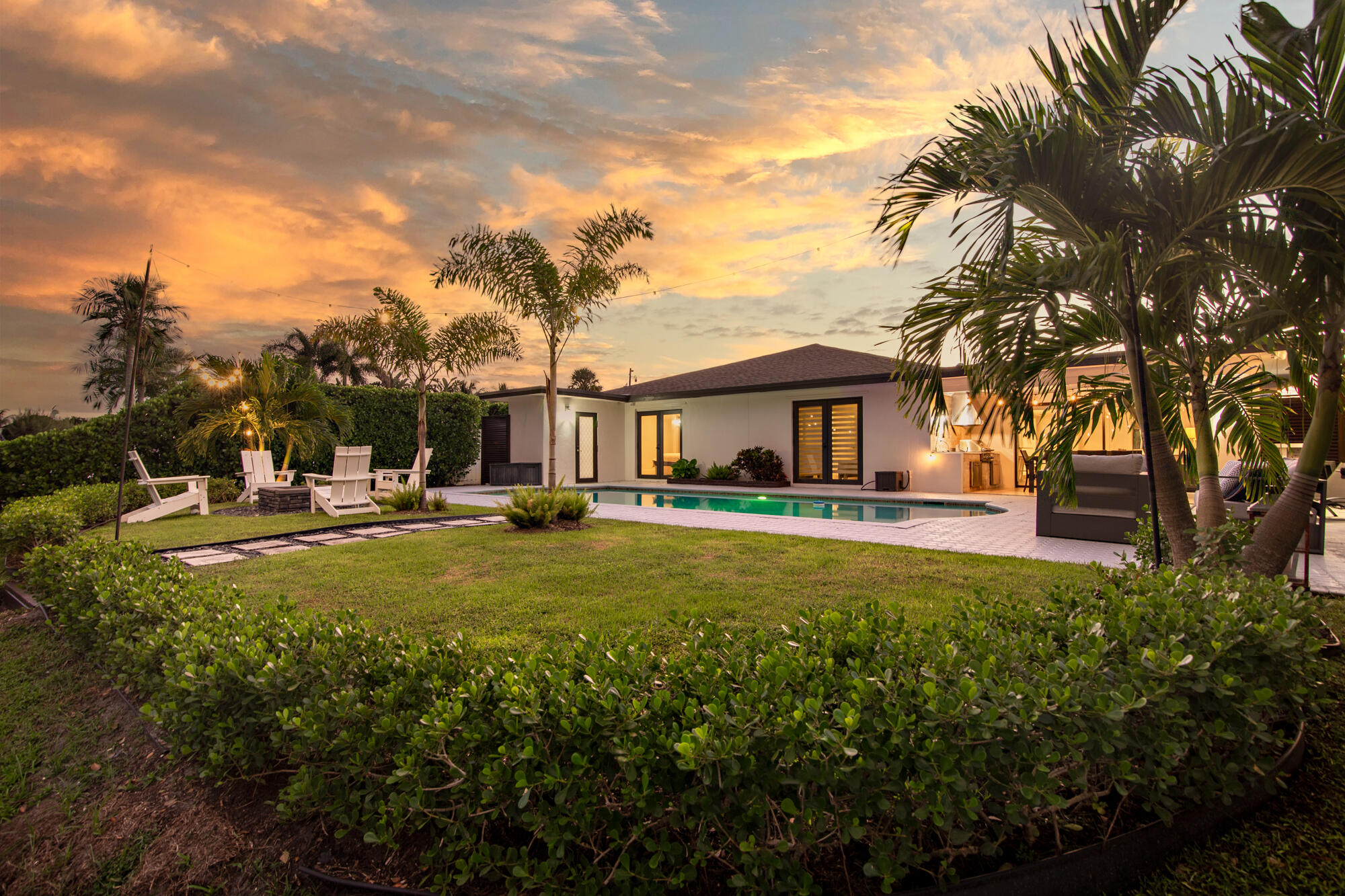 SOUTH LAKE SHORES - Residential