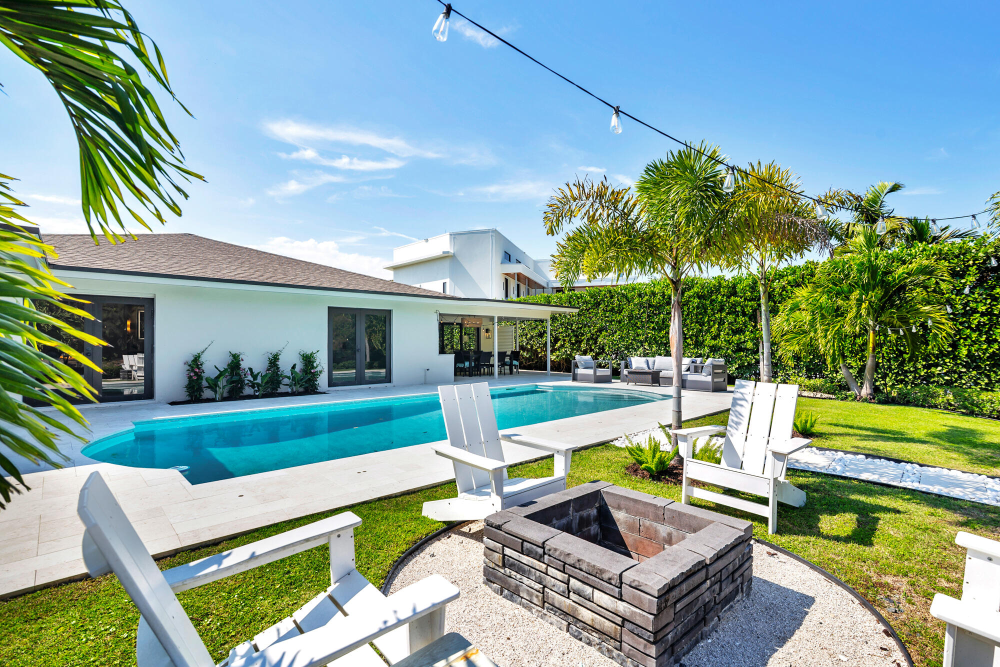 SOUTH LAKE SHORES - Residential