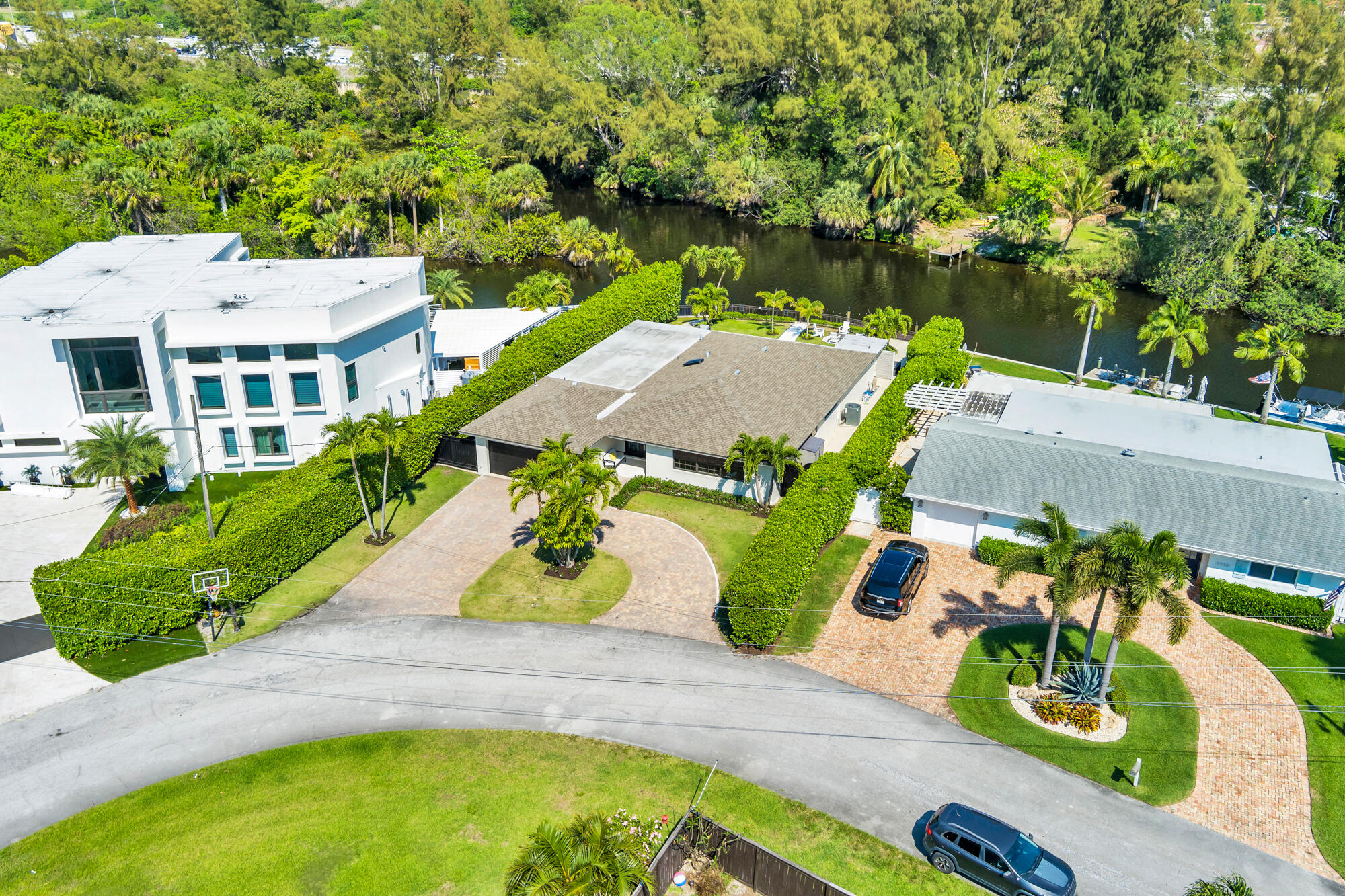 SOUTH LAKE SHORES - Residential