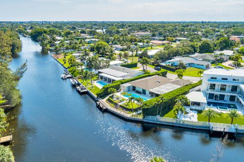 Tiny photo for 7730 Beta Circle E, Lake Clarke Shores, FL 33406 (MLS # R11133121)