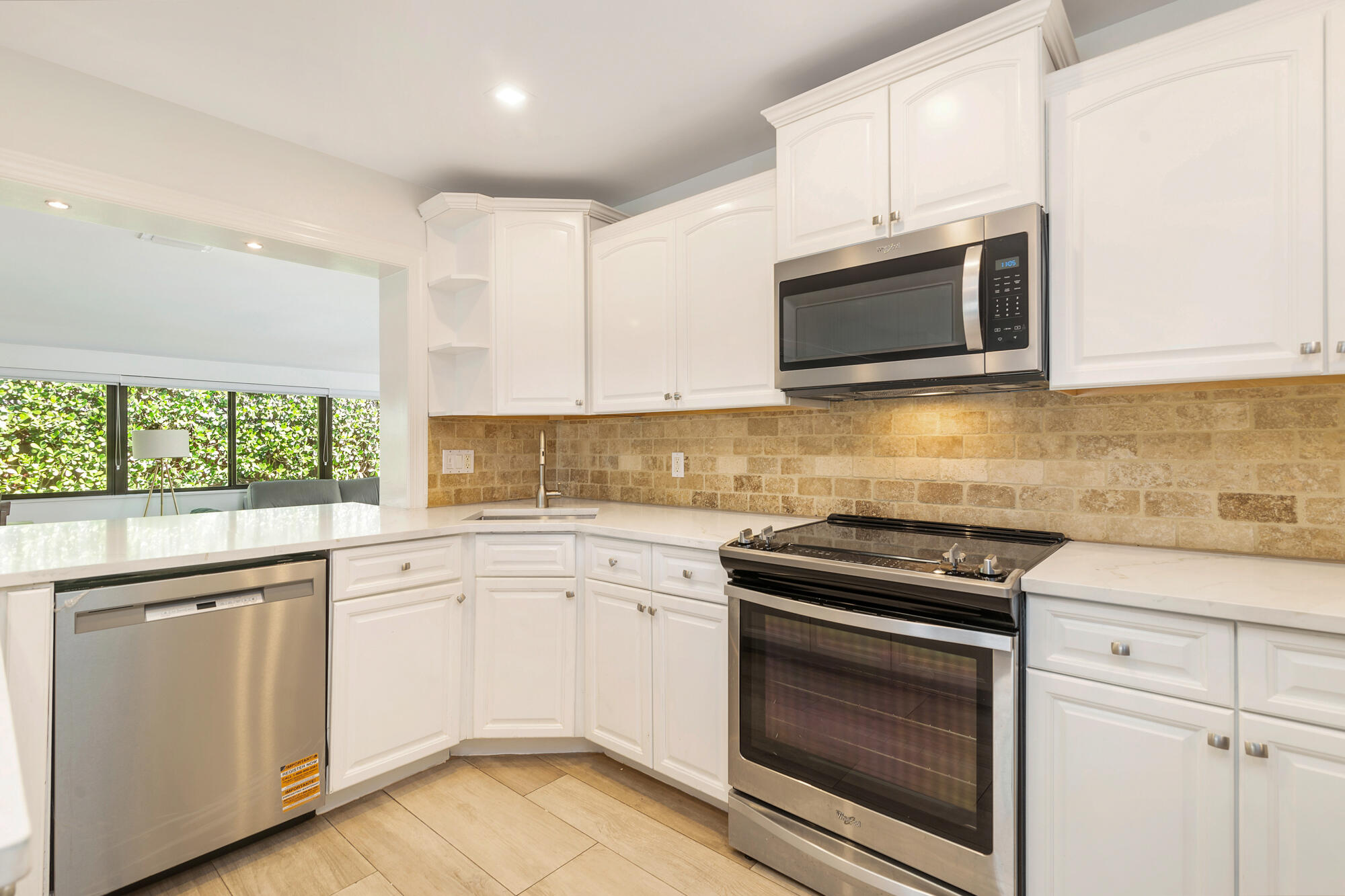 SOUTH LAKE SHORES - Residential