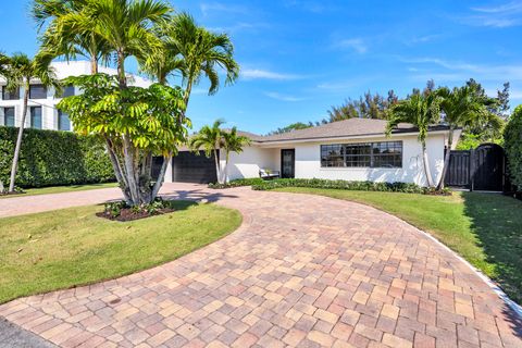 Tiny photo for 7730 Beta Circle E, Lake Clarke Shores, FL 33406 (MLS # R11133121)