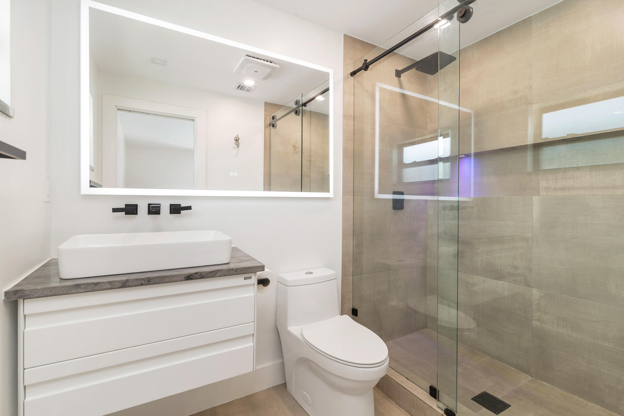 SOUTH LAKE SHORES - Residential