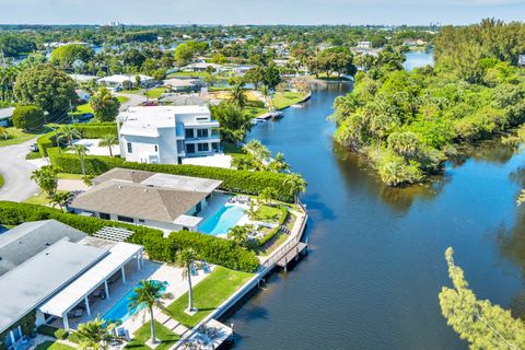 Tiny photo for 7730 Beta Circle E, Lake Clarke Shores, FL 33406 (MLS # R11133121)