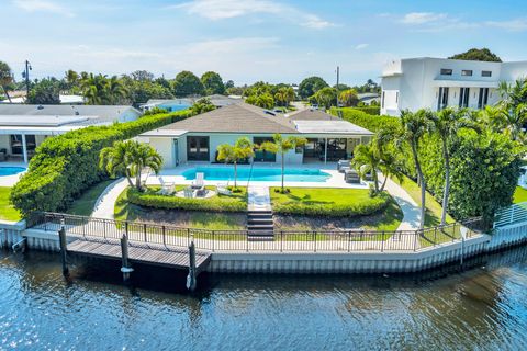 Tiny photo for 7730 Beta Circle E, Lake Clarke Shores, FL 33406 (MLS # R11133121)
