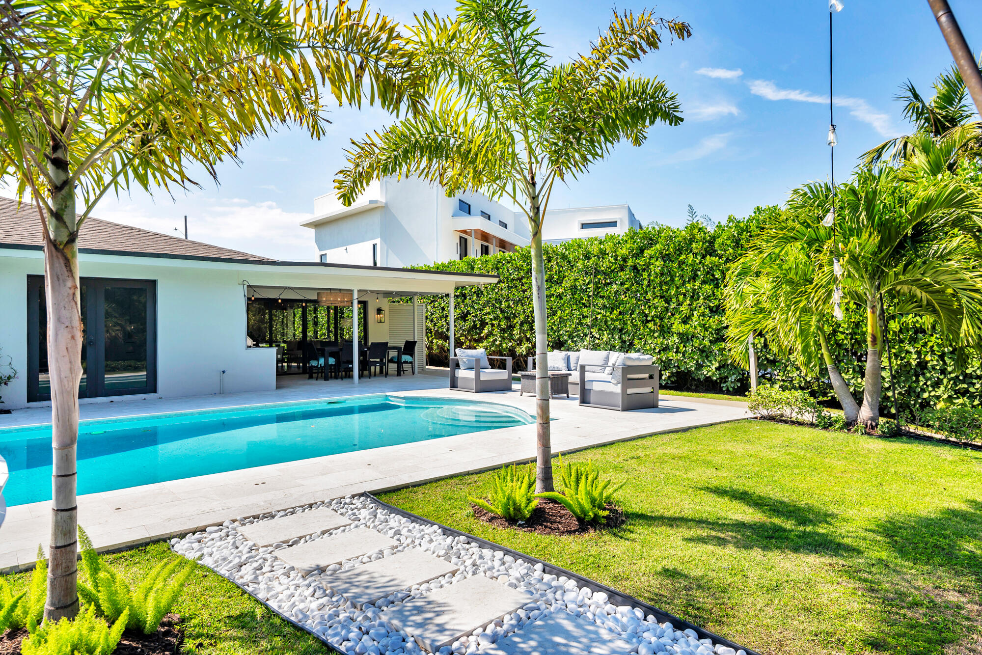 SOUTH LAKE SHORES - Residential