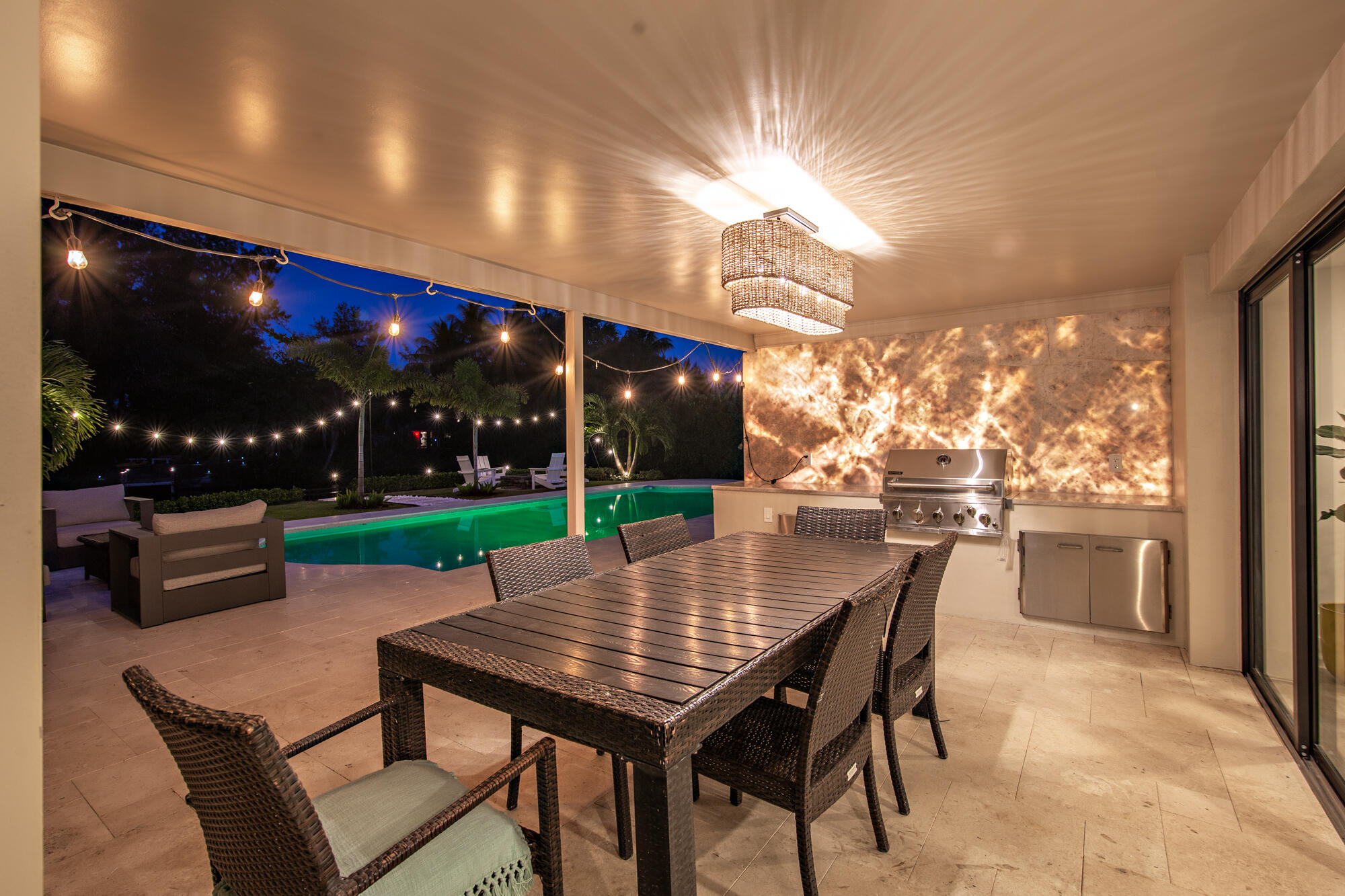 SOUTH LAKE SHORES - Residential