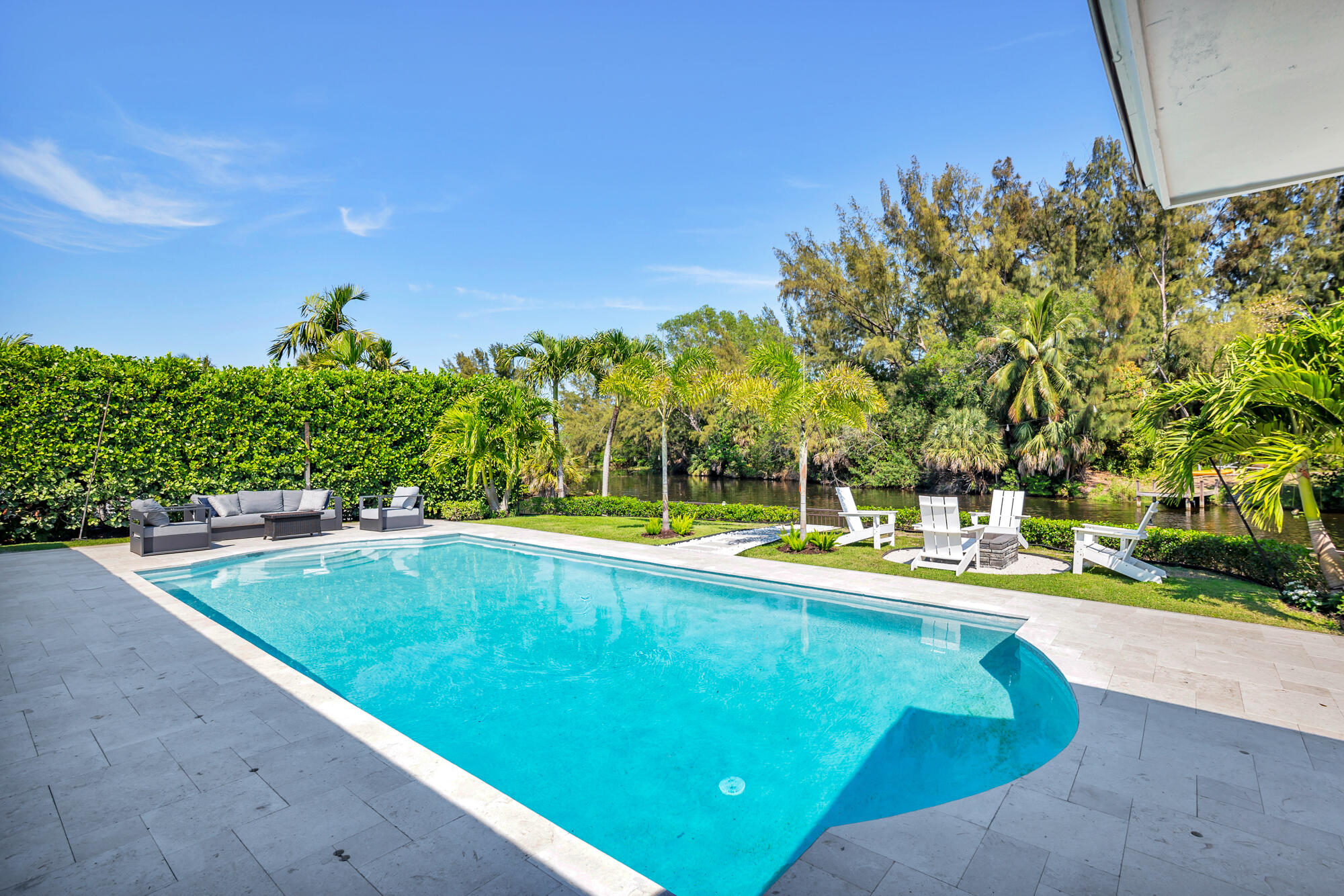 SOUTH LAKE SHORES - Residential