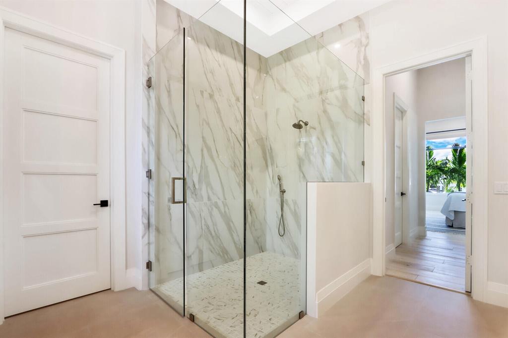 RIVERSIDE - Residential