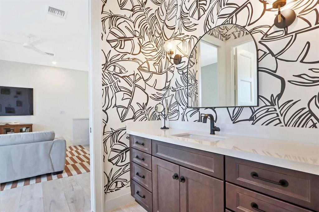 RIVERSIDE - Residential