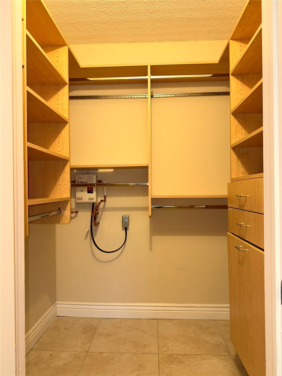 Oakland Grove Village - Residential