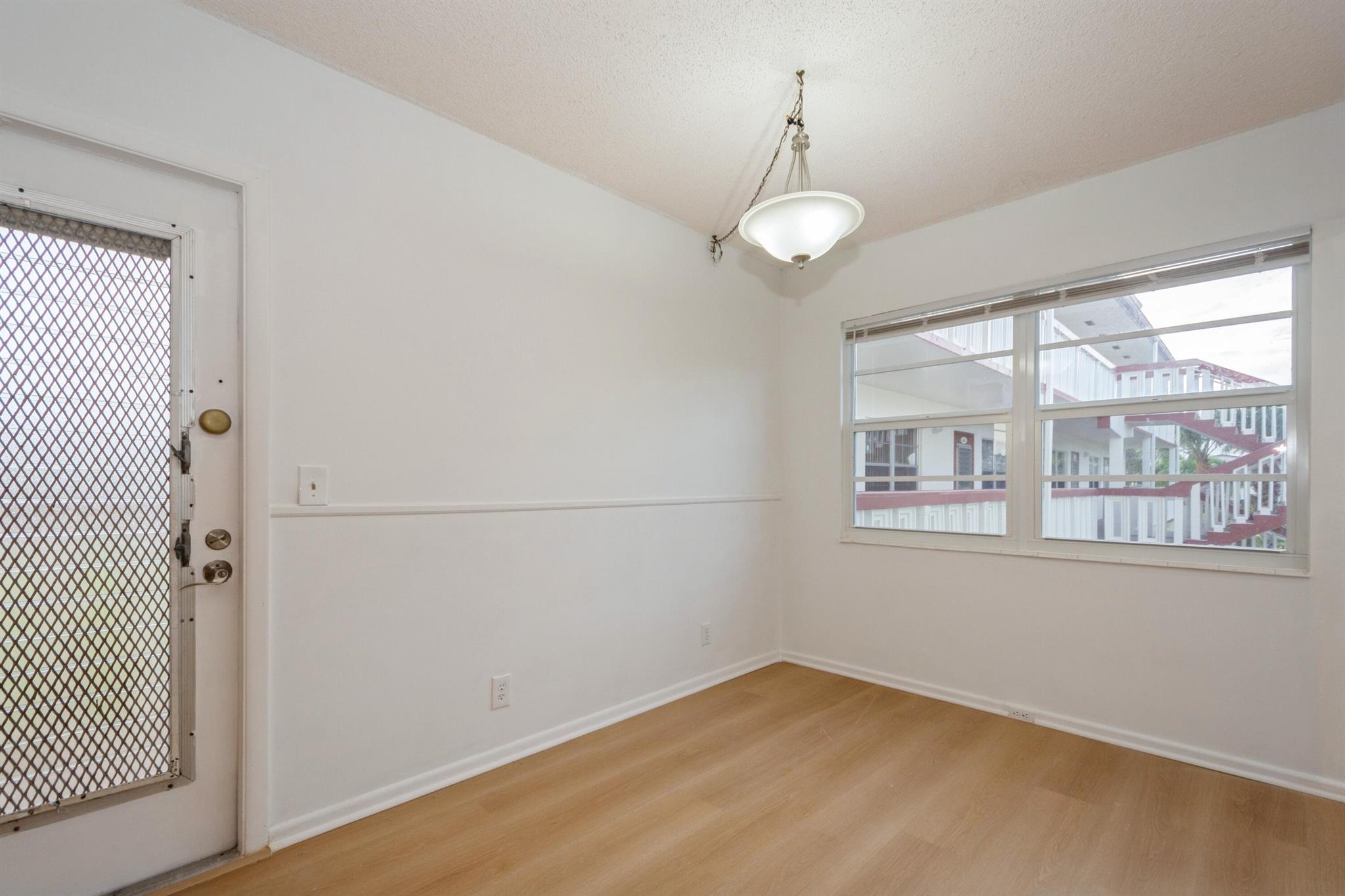 402 Brighton J