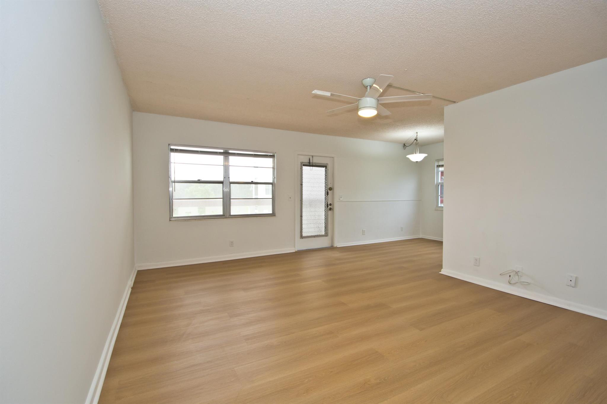 402 Brighton J