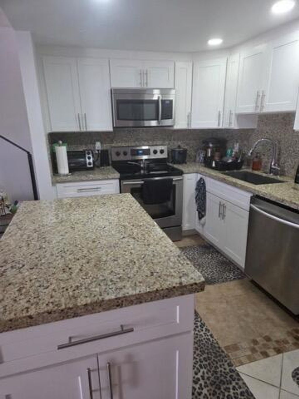 Photo of 188 Grantham F #188, Deerfield Beach, FL 33442 (MLS # B26025759)