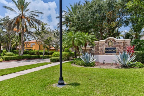 Tiny photo for 7233 NW 123rd Avenue, Parkland, FL 33076 (MLS # B26051510)
