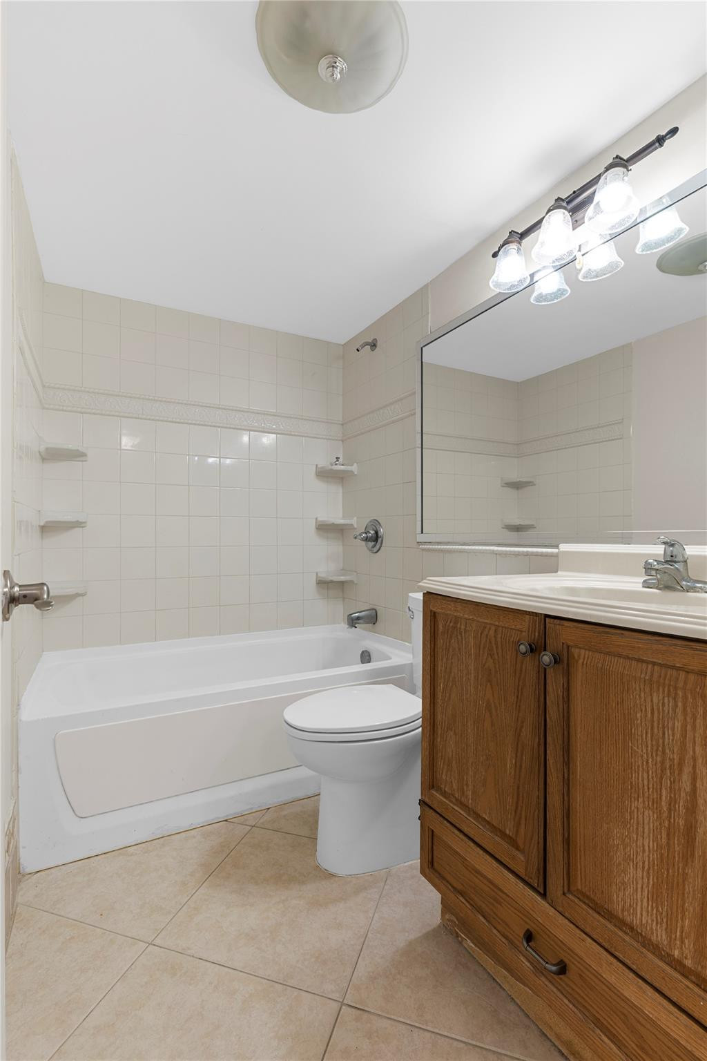 BARCELONA GARDENS CONDO - Residential