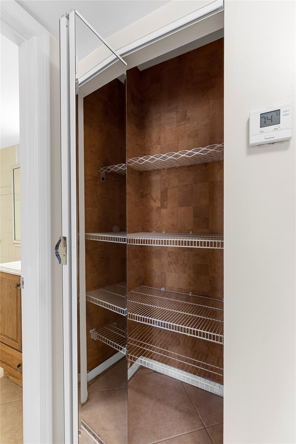 BARCELONA GARDENS CONDO - Residential