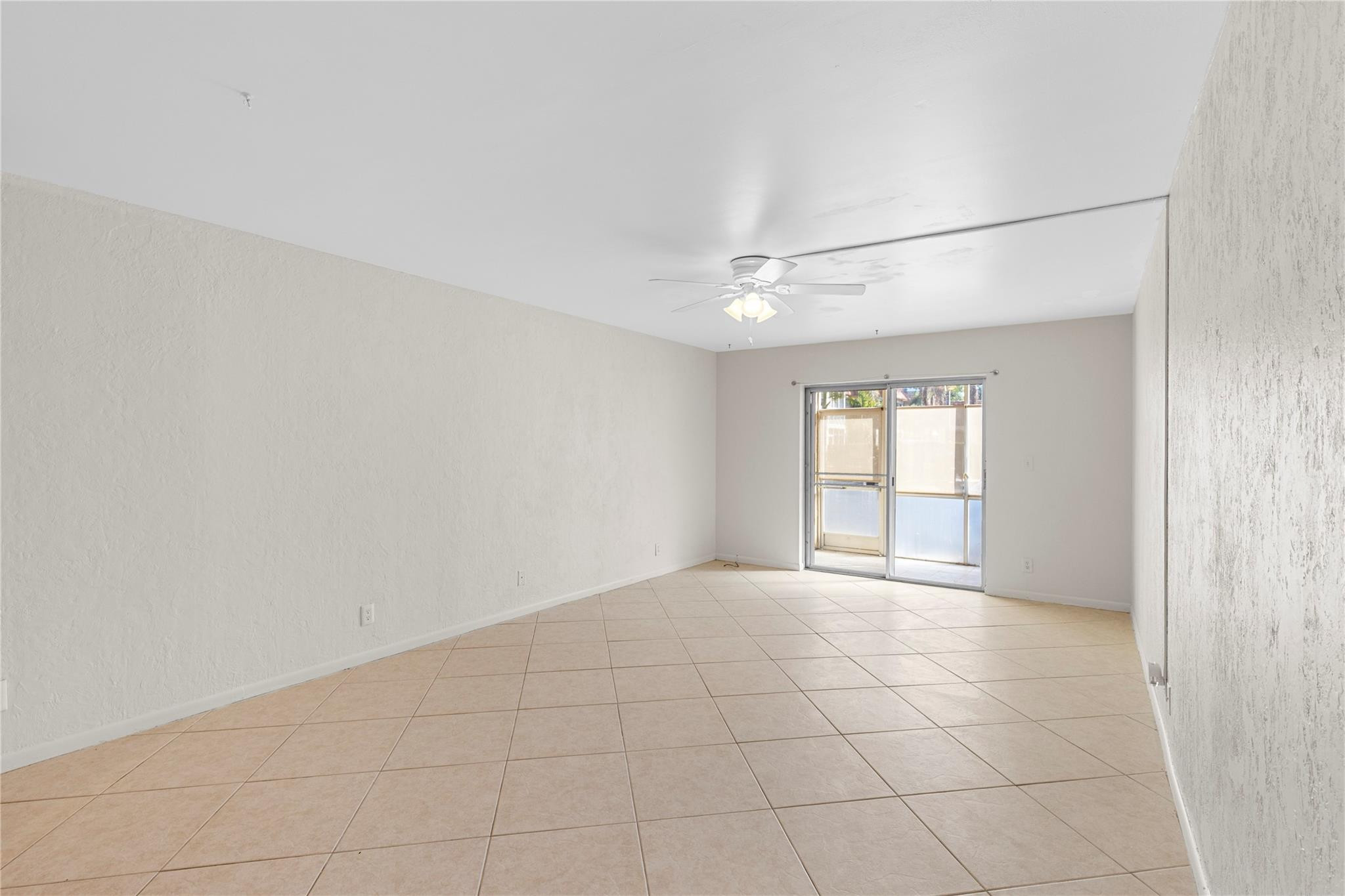 BARCELONA GARDENS CONDO - Residential