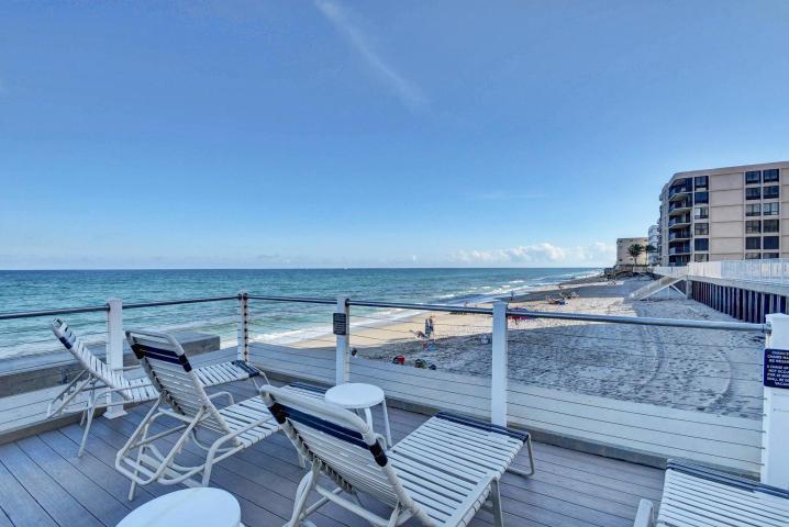 MAYFAIR HOUSE CONDO - Residential