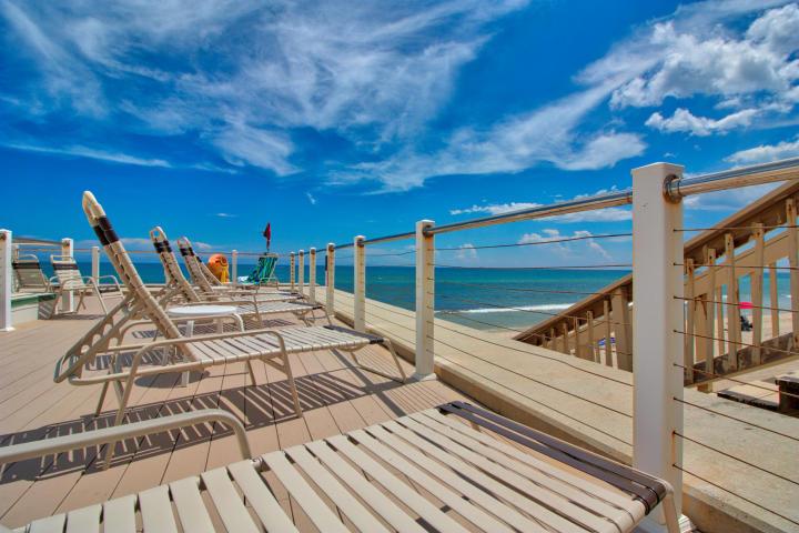 MAYFAIR HOUSE CONDO - Residential