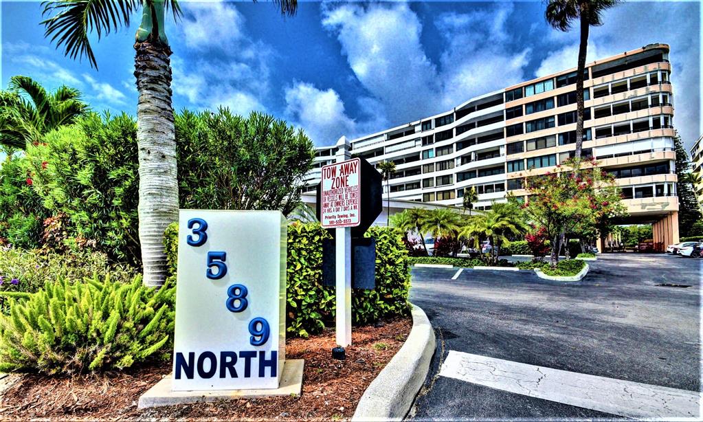 MAYFAIR HOUSE CONDO - Residential