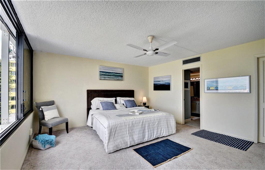 MAYFAIR HOUSE CONDO - Residential