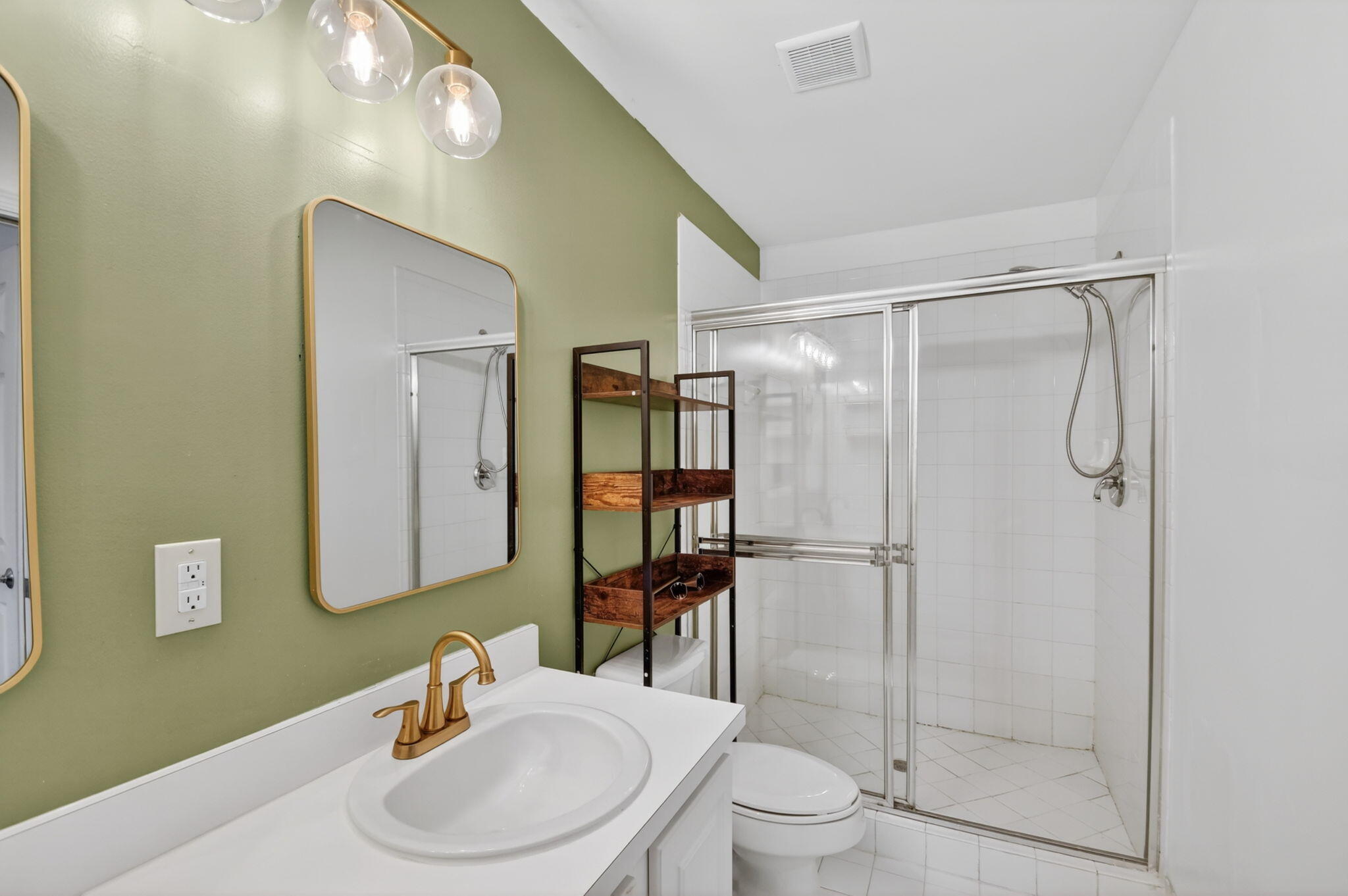 PALMBROOKE TOWNHOMES - Residential Lease