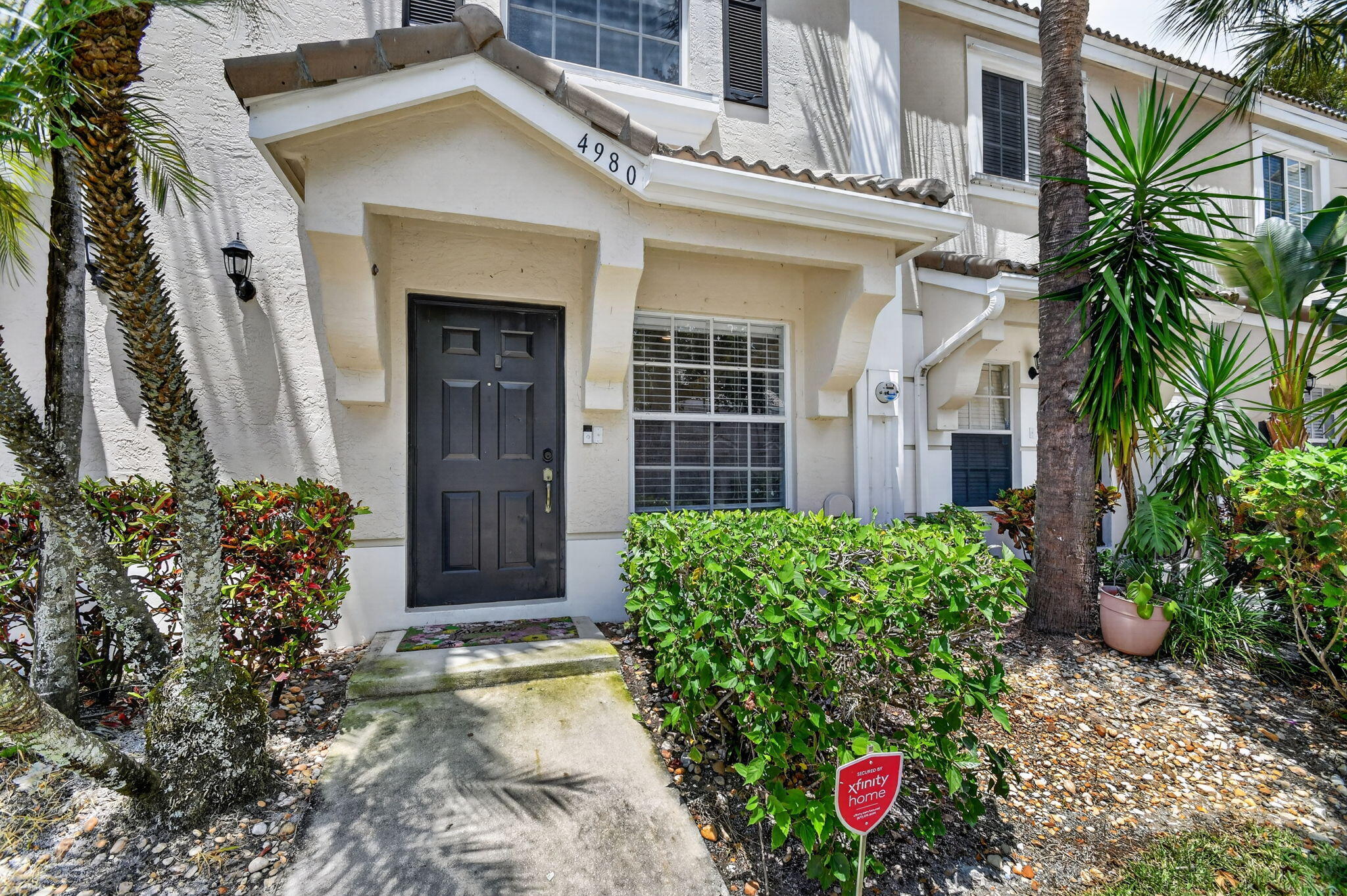 PALMBROOKE TOWNHOMES - Residential Lease