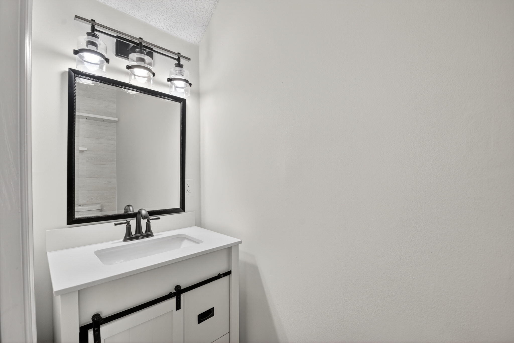 PALMBROOKE TOWNHOMES - Residential Lease