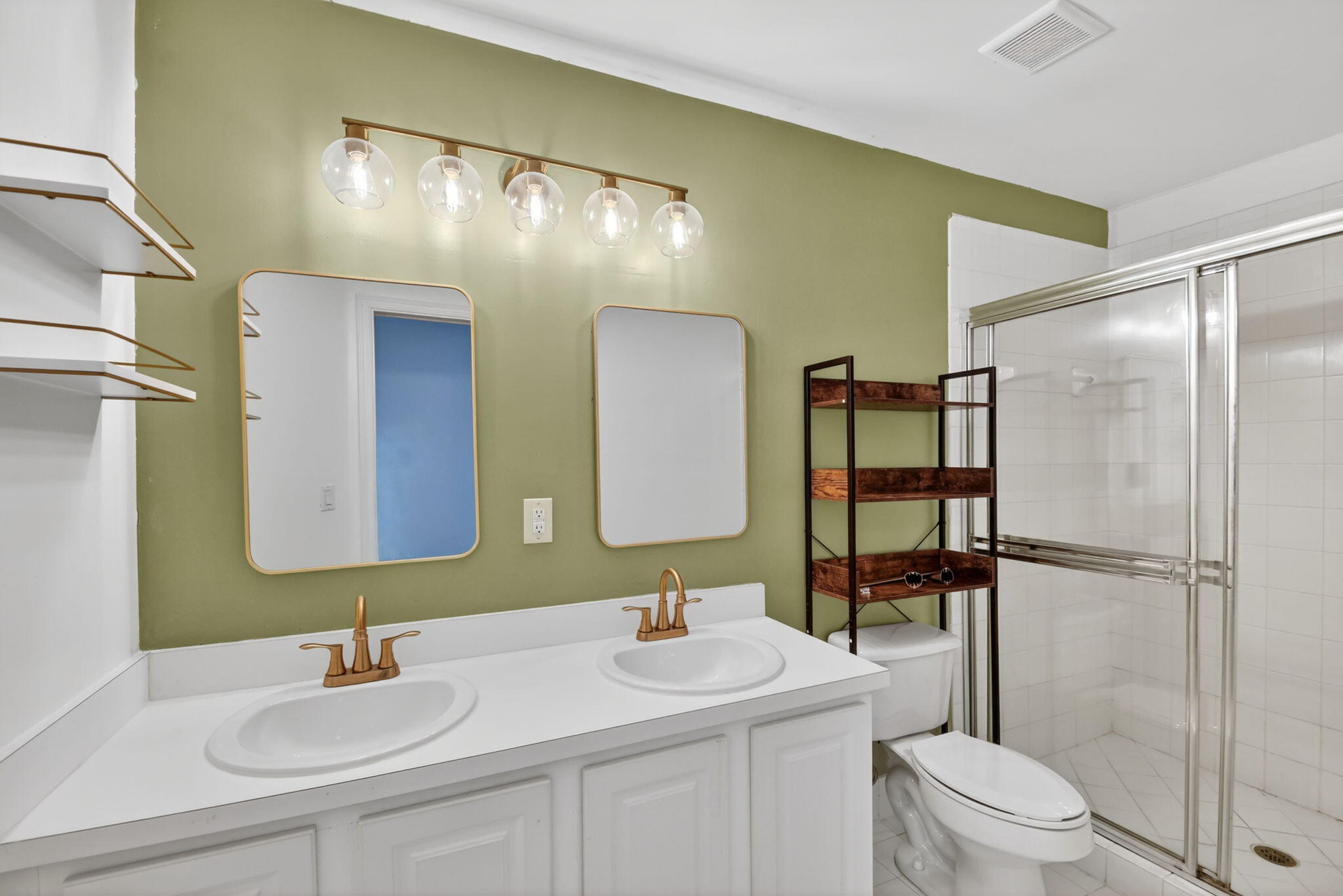 PALMBROOKE TOWNHOMES - Residential Lease