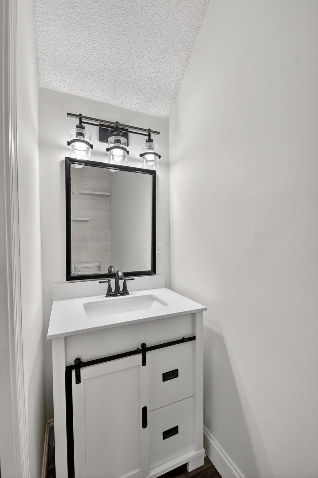 PALMBROOKE TOWNHOMES - Residential Lease