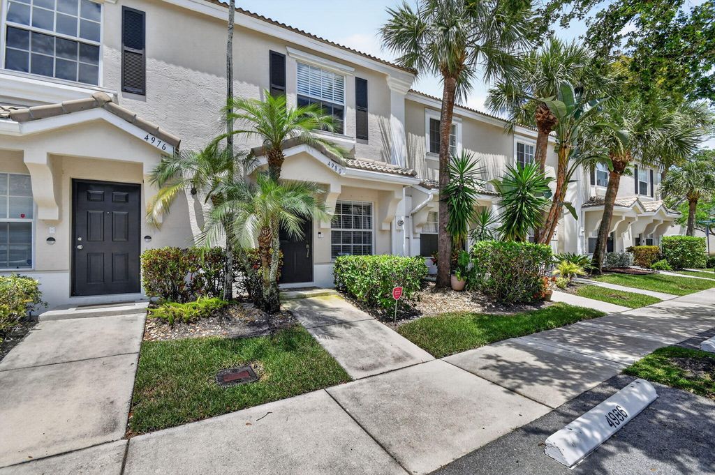 Photo of 4980 Palmbrooke Circle, West Palm Beach, FL 33417 (MLS # B26024104)