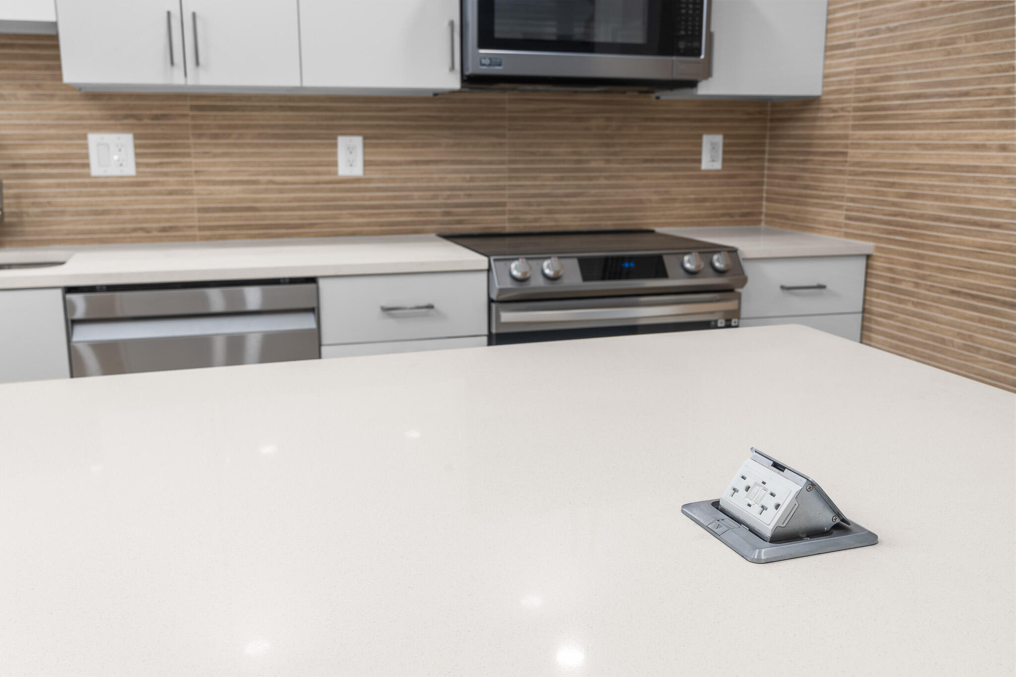 CORAL RIDGE TOWERS NORTH CO-OP - Residential