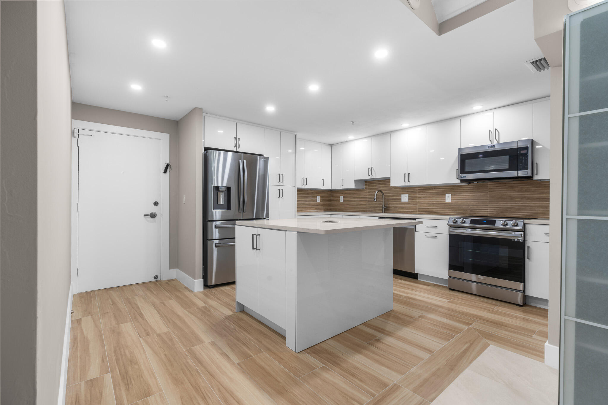 CORAL RIDGE TOWERS NORTH CO-OP - Residential