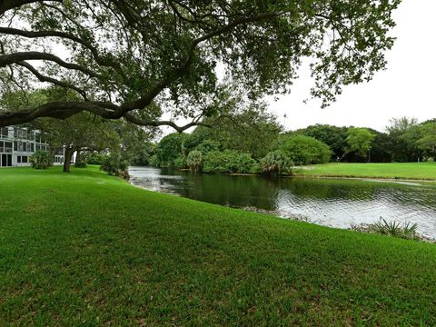 A home in Deerfield Beach