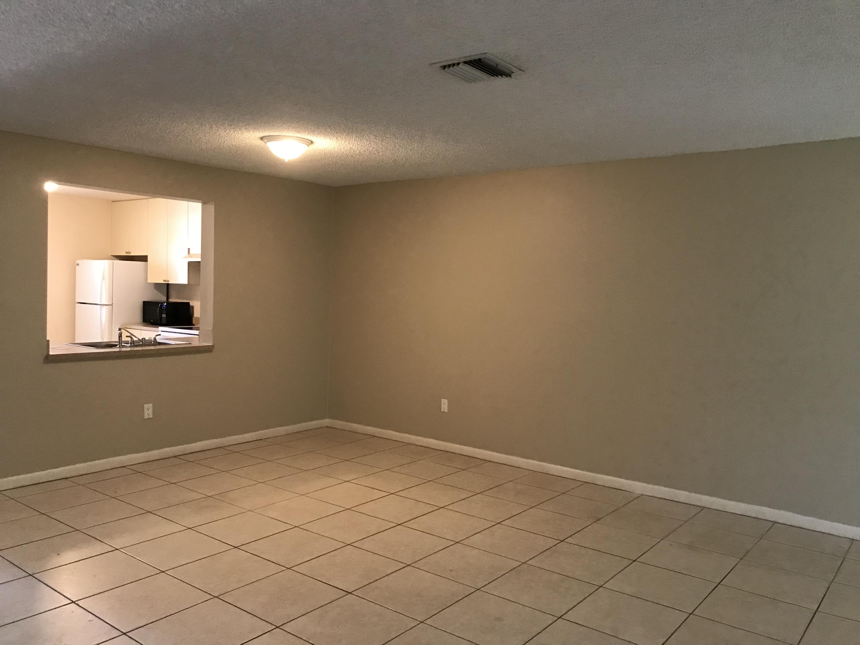 TRAILS AT ROYAL PALM BEACH CONDO - Residential