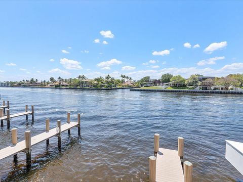 A home in Lauderdale By The Sea