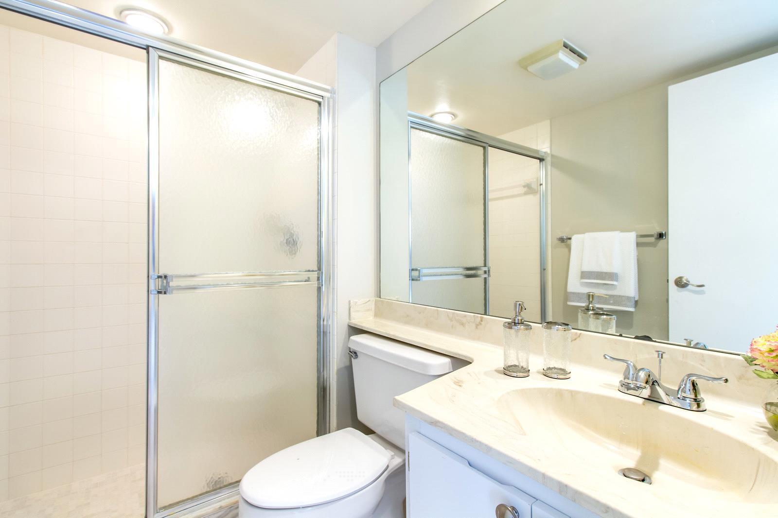 SHERWOOD LAKES - Residential