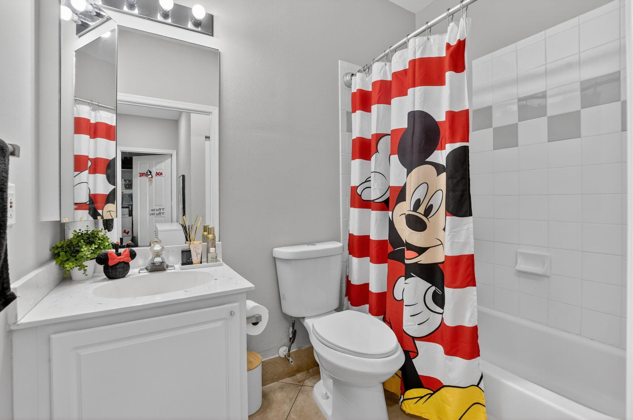 OLYMPIA & YORK RESIDENTIAL PLAT - Residential