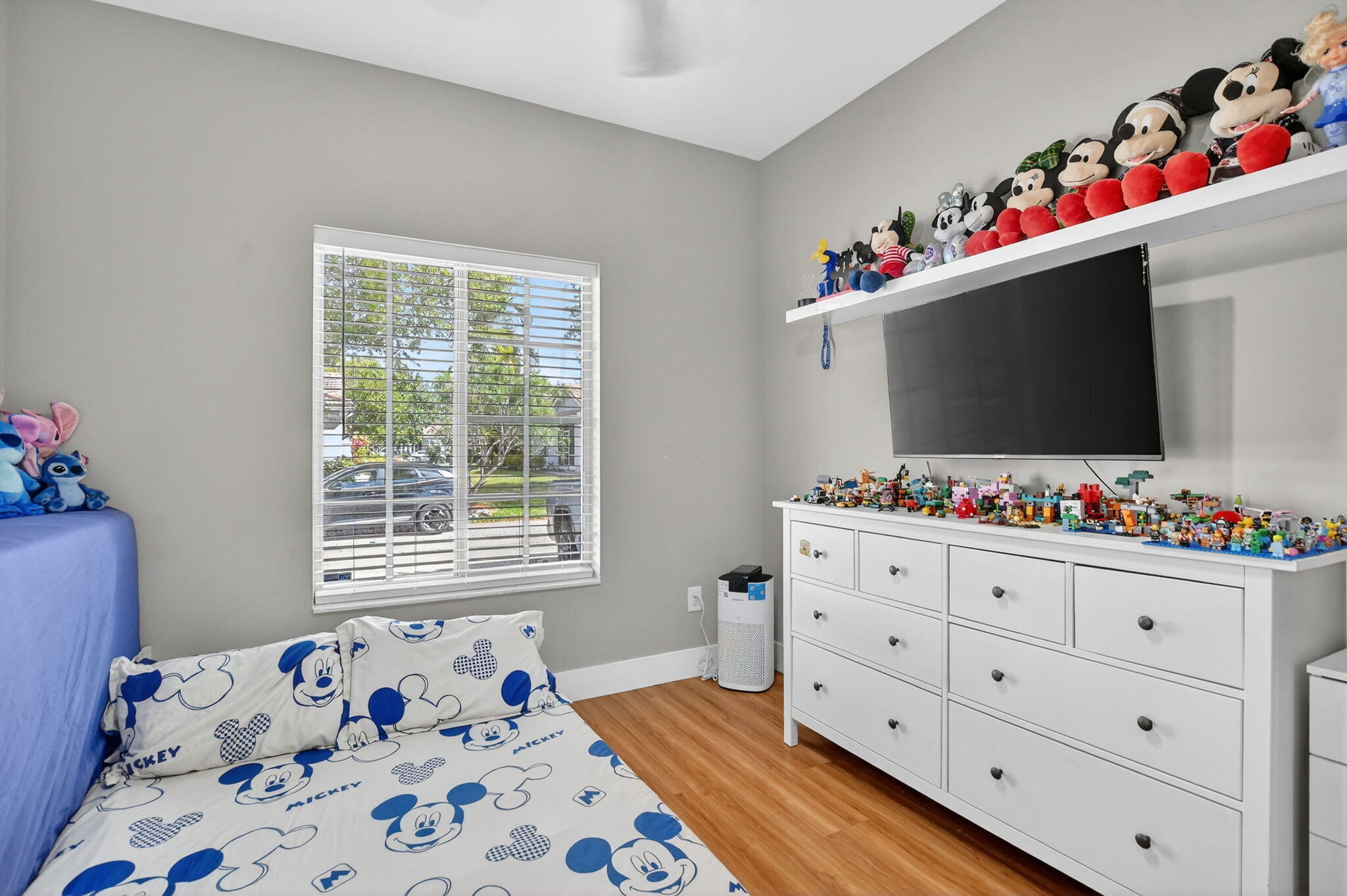 OLYMPIA & YORK RESIDENTIAL PLAT - Residential