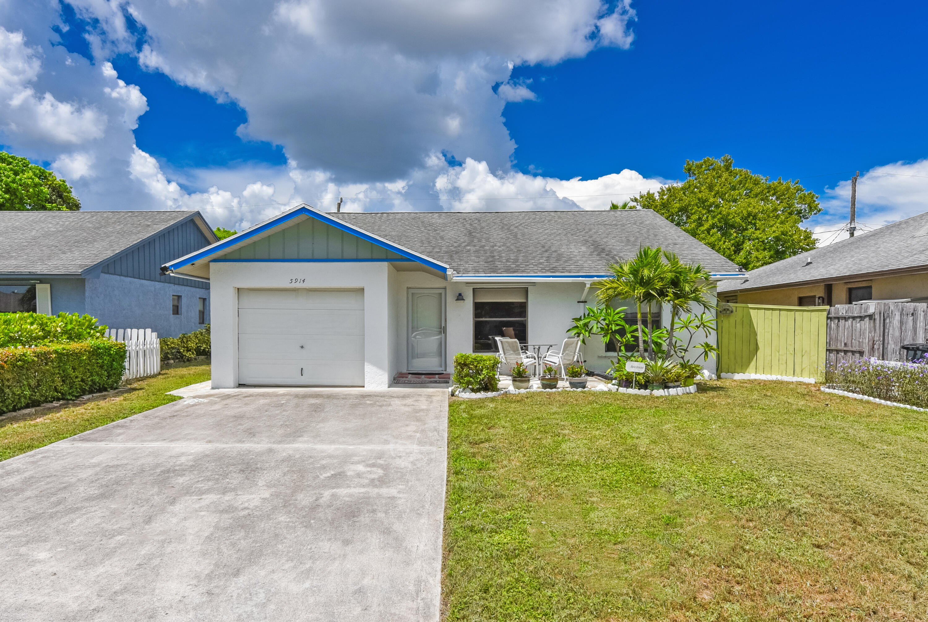 Discover this charming 3-bed, 2-bath CBS home in the heart of Stuart--bring your boat, RV, or toys with freedom to live your way! This Florida home offers 1,202 sq ft of living space with a bright open layout, tile and carpet flooring, and a spacious family room. The fenced yard and patio create a perfect spot for outdoor living. Located just minutes from Port Salerno's waterfront restaurants, shops, and marinas, with easy access to beaches, parks, and I-95. Excellent Martin County schools. A great opportunity for a primary home, rental, or investment property in a prime Stuart location. Interior photos may include virtual staging to help visualize scale and design possibilities.