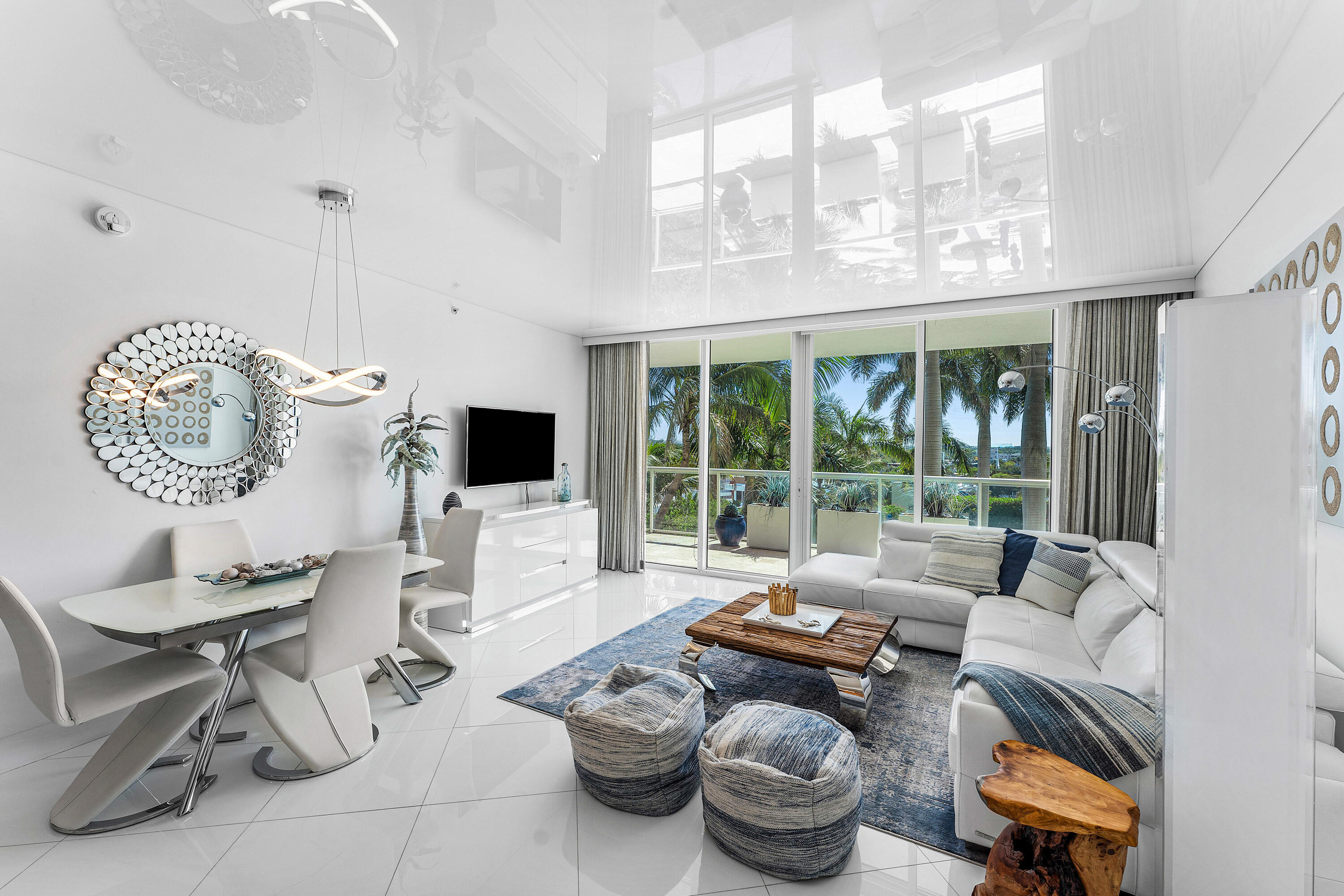 1 N Ocean Boulevard 513